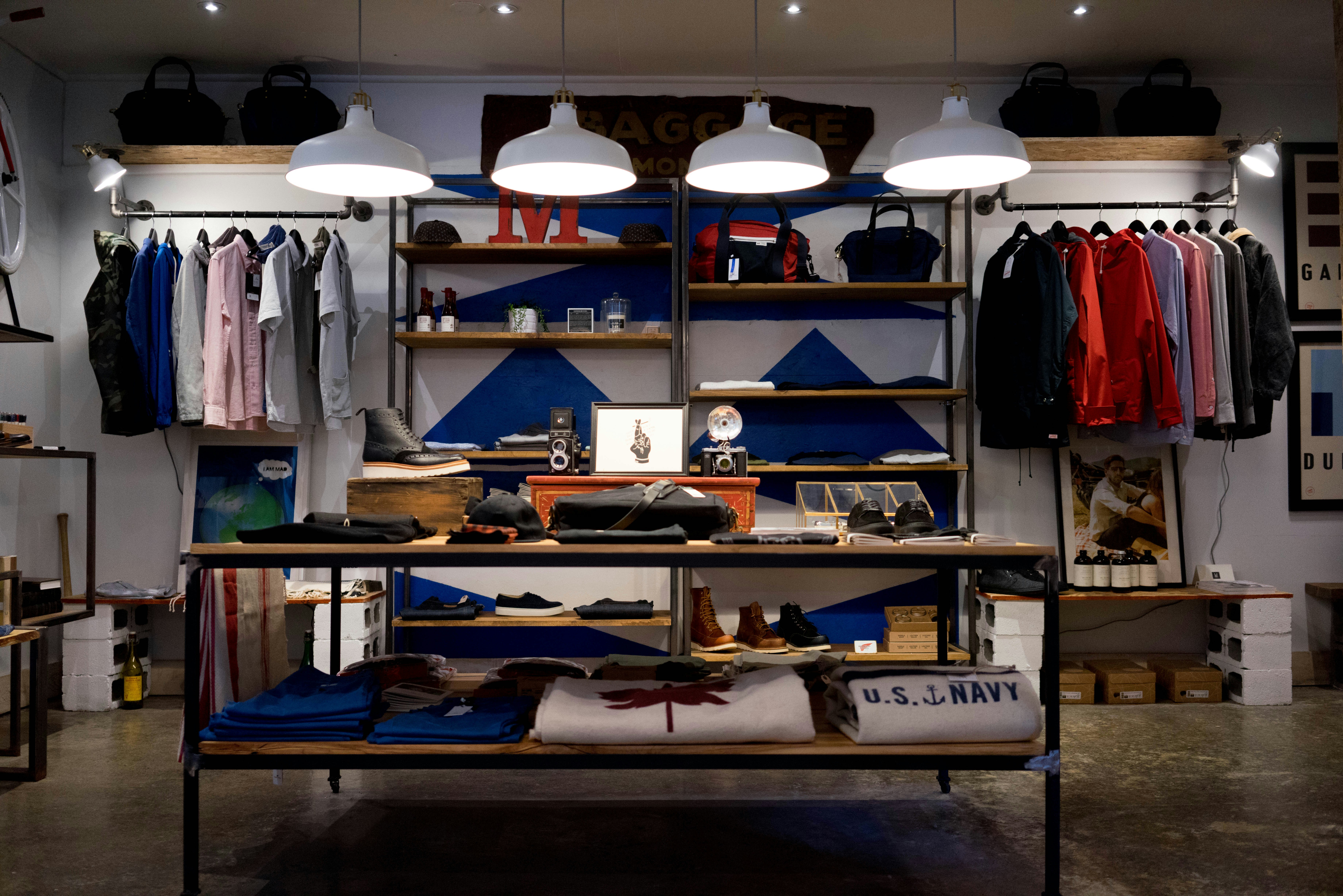 Visual Merchandising: Strategies & Tools for Retail Teams